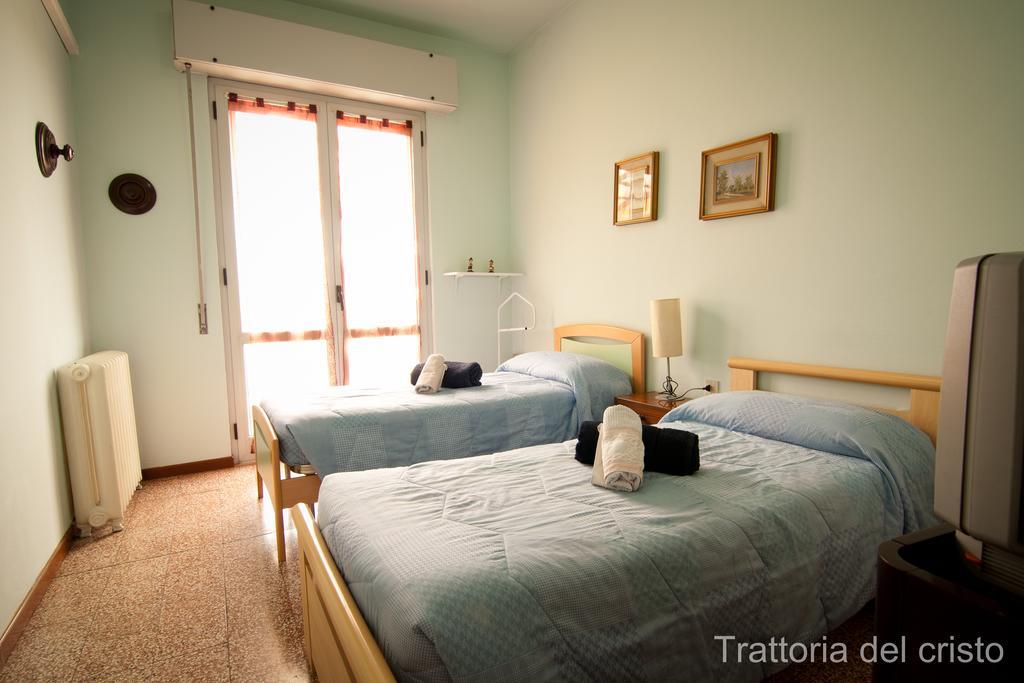 Affittacamere Trattoria Del Cristo Ospedaletto Lodigiano Quarto foto